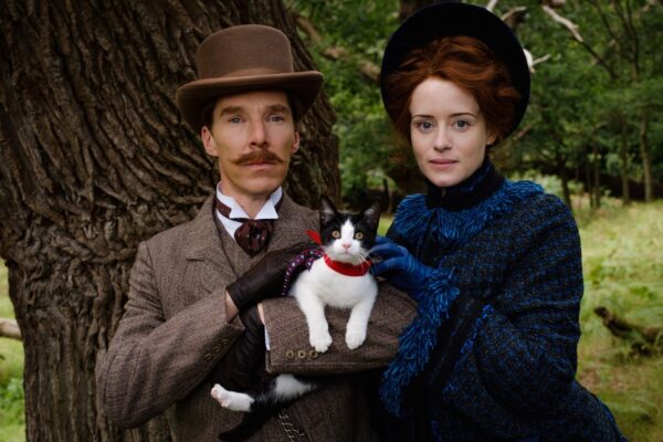 Photo of Benedict Cumberbatch and Claire Foy in The Electrical Life of Louis Wain
