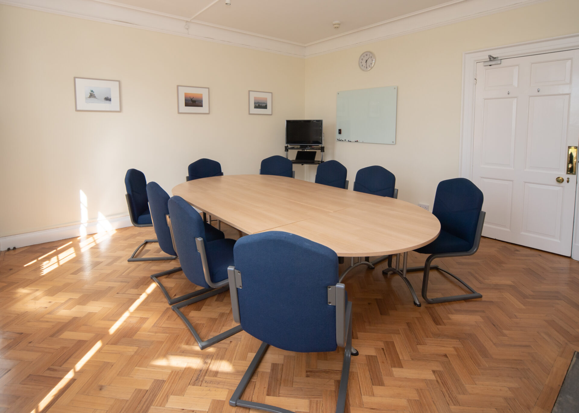 The Windsor Room, a meeting room in the main Cumberland Lodge building.