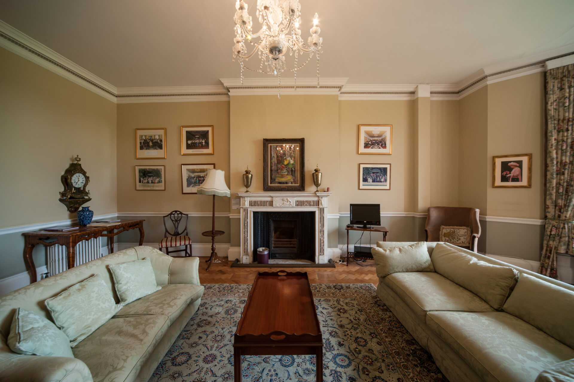 The Cumberland Lodge Sitting Room.