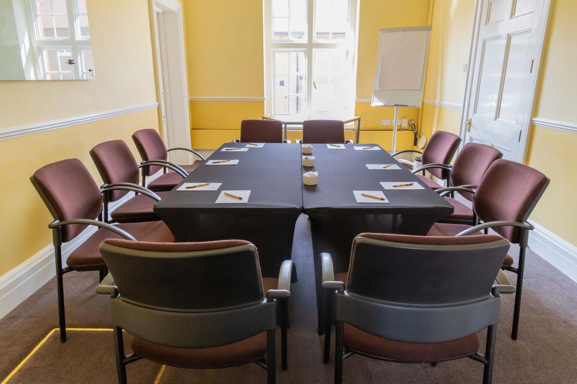 The Windham breakout room, laid out to accommodate up to ten people.